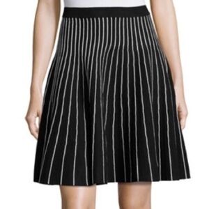 Carmen Marc Valvo stretch sweater knit skirt